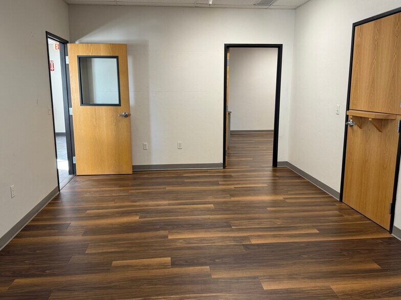 More Photos Of 3594 E Lincoln St, Tucson Truck Terminal For Lease