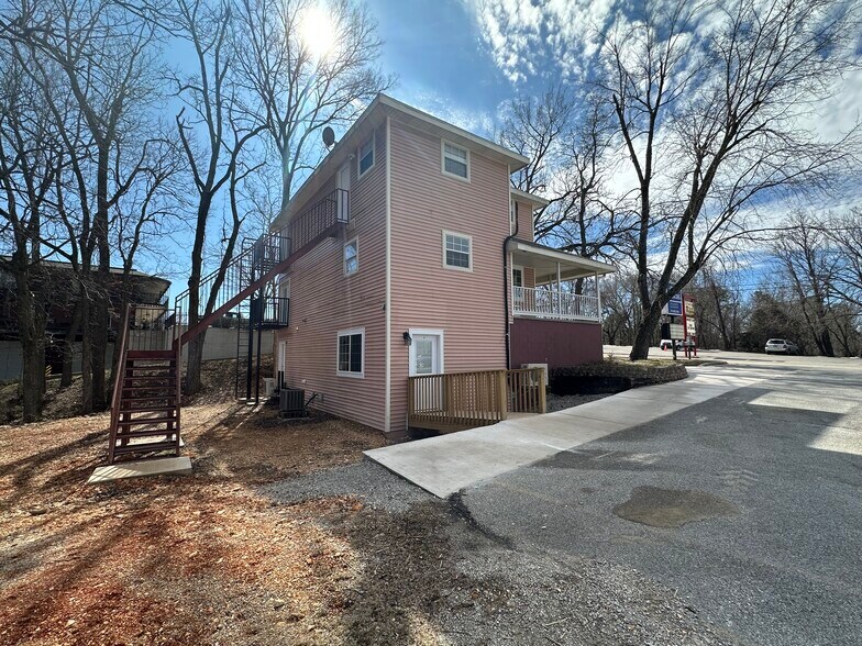 More Photos Of 115 E Van Buren, Eureka Springs Apartments For Sale