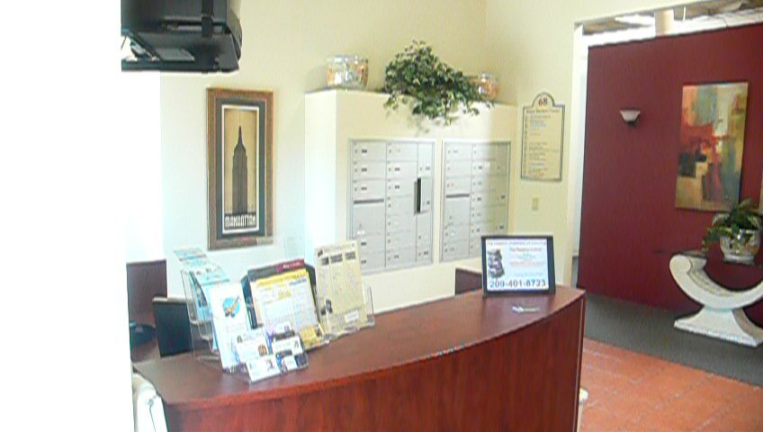 More Photos Of 68 E 11th St, Tracy Office For Lease