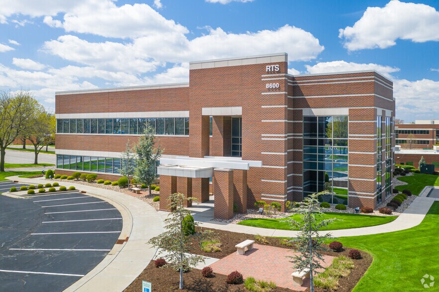 More Photos Of 8600 Quivira Rd, Lenexa Office For Sale