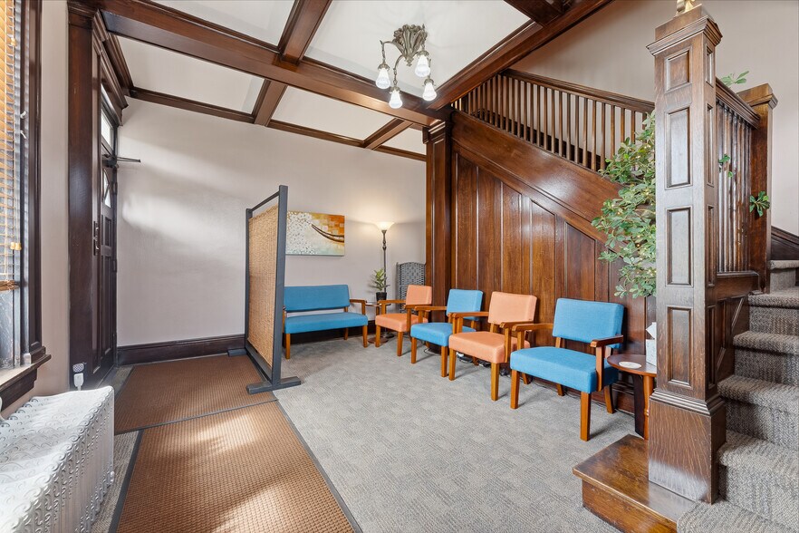 More Photos Of 1042 Morgantown Ave, Fairmont Specialty For Sale