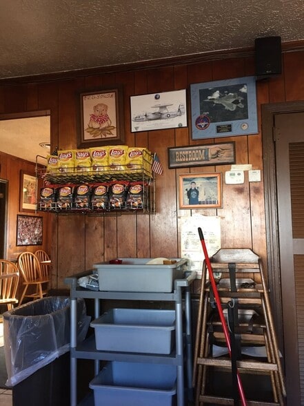 More Photos Of 601 Burbank Cir, Smyrna Restaurant For Sale