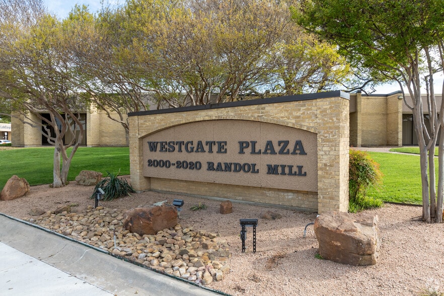 More Photos Of 2008 E Randol Mill Rd, Arlington Unknown For Lease