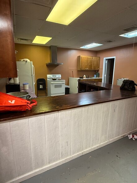 More Photos Of 2908 Macon Rd, Columbus Medical For Sale