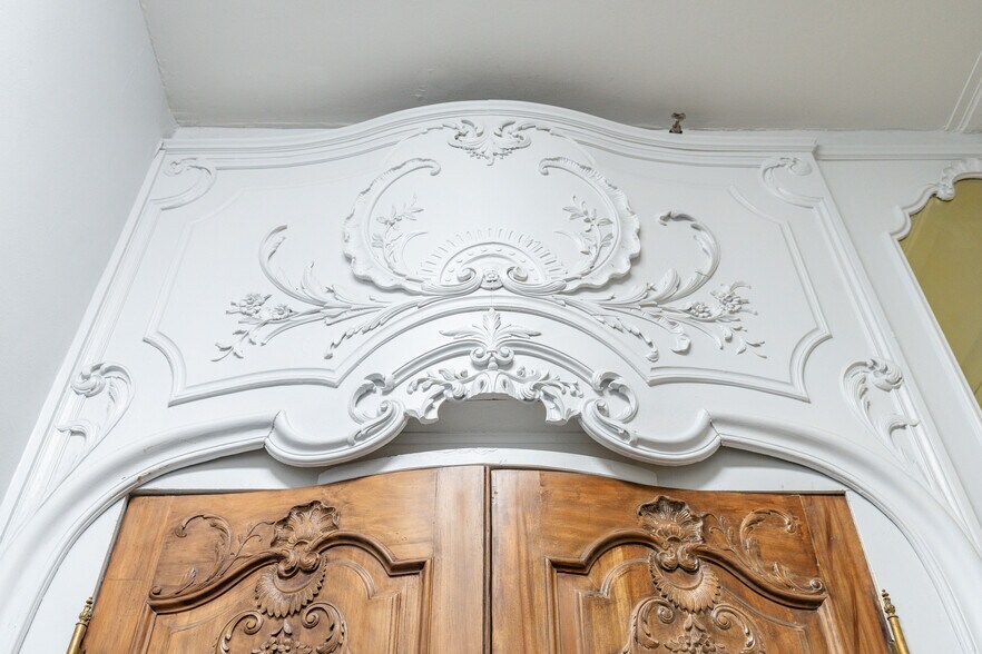 More Photos Of 200 Camp Hill Rd, Fort Washington Specialty For Sale