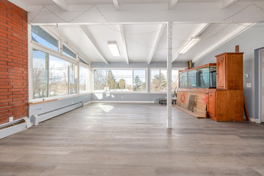 More Photos Of 8221 Bradburn Dr, Westminster Office For Sale