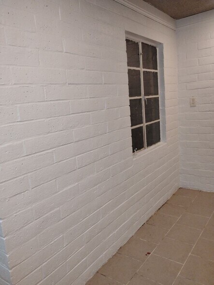 More Photos Of 12041 Sierra Way, Kernville Apartments For Sale