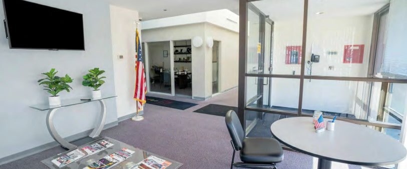 More Photos Of 240 Kenneth Welch Dr, Lakeville Warehouse For Sale