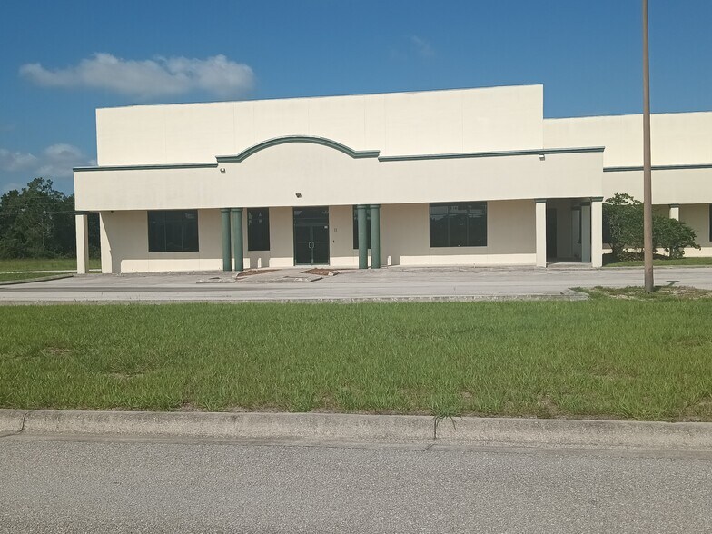 More Photos Of 1750 Longleaf Blvd, Lake Wales Light Distribution For Sale