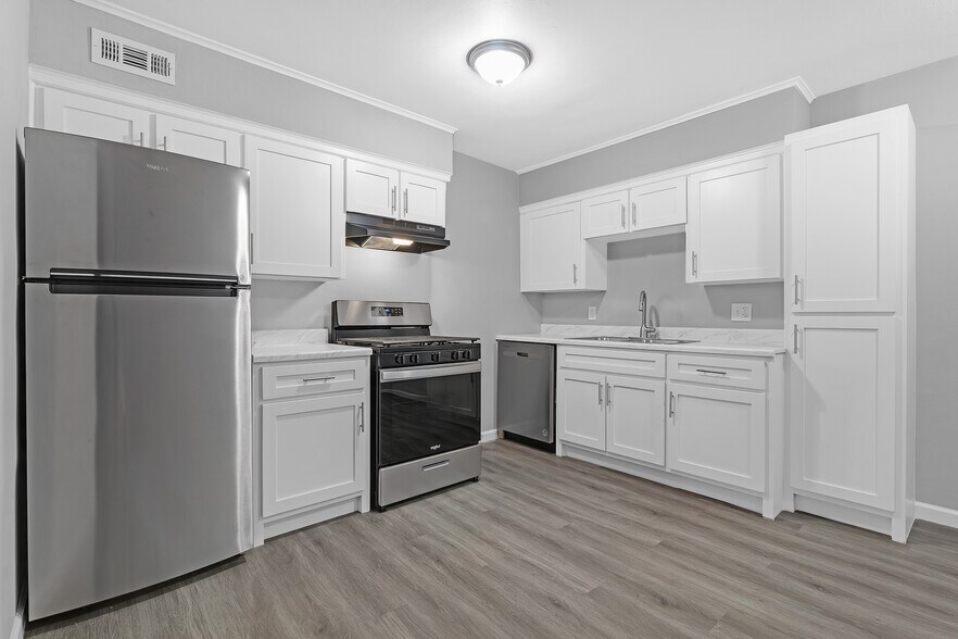 More Photos Of 4747 S Darlington Ave, Tulsa Apartments For Sale