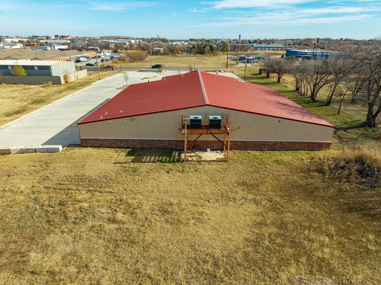 More Photos Of 8017 S Santa Fe Ave, Oklahoma City Religious Facility For Sale