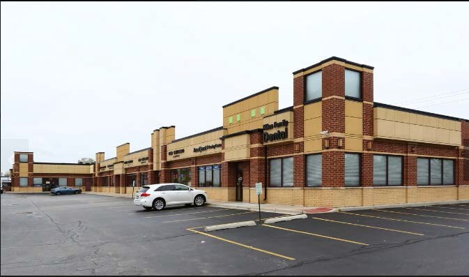More Photos Of 7313-7337 N Harlem Ave, Niles Storefront For Lease