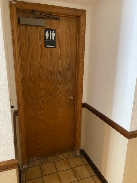 More Photos Of 112-114 S Catalina Ave, Redondo Beach Office For Lease