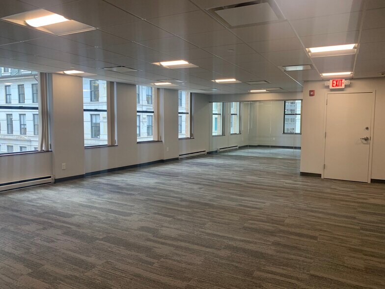 More Photos Of 77 Summer St, Boston Office For Lease
