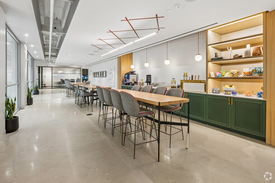 More Photos Of 600 14th St NW, Washington Coworking Space