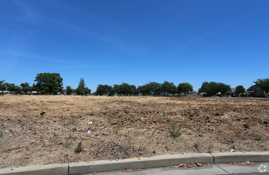 More Photos Of 4640 Balfour Rd, Brentwood Land For Sale