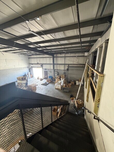 More Photos Of 11475-11487 Rocket Blvd, Orlando Warehouse For Sale