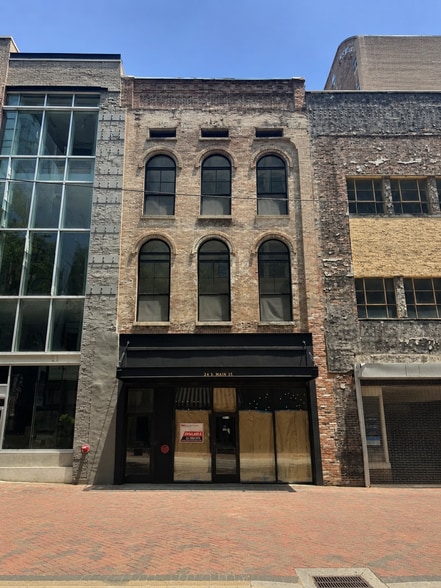 Primary Photo Of 22-24 S Main St, Memphis Storefront Retail Office For Lease