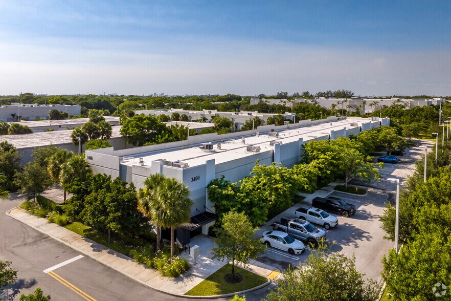 Primary Photo Of 3420 NW 27th Ave, Pompano Beach Unknown For Lease