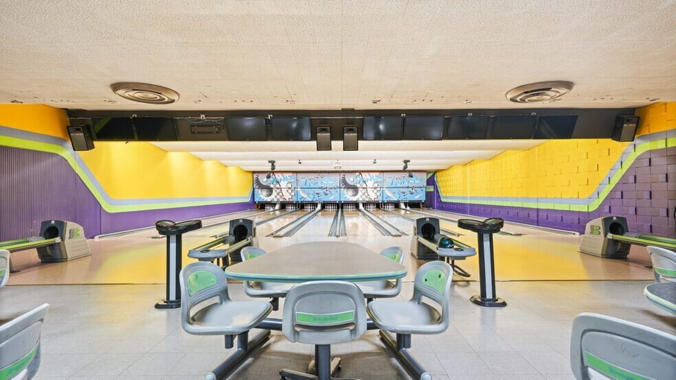 More Photos Of 210 Superior Ave, Tomah Bowling Alley For Sale