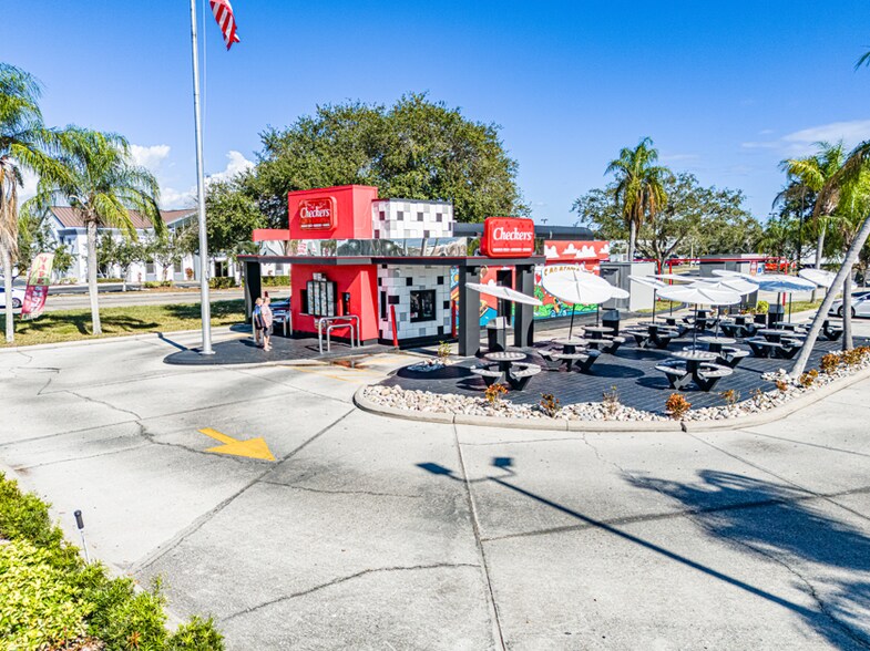 Primary Photo Of 8357 N Lockwood Ridge Rd, Sarasota Fast Food For Sale