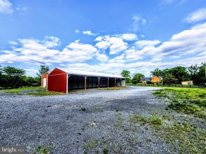 More Photos Of 215 Burkharts ln, Martinsburg Flex For Lease