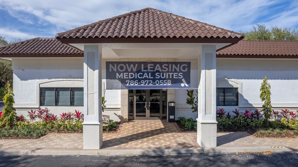 More Photos Of 3795 Boynton Beach Blvd, Boynton Beach Medical For Lease