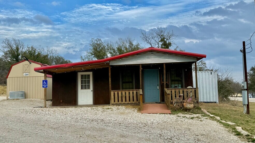 More Photos Of 557 Fm 3003, Graham General Retail For Sale