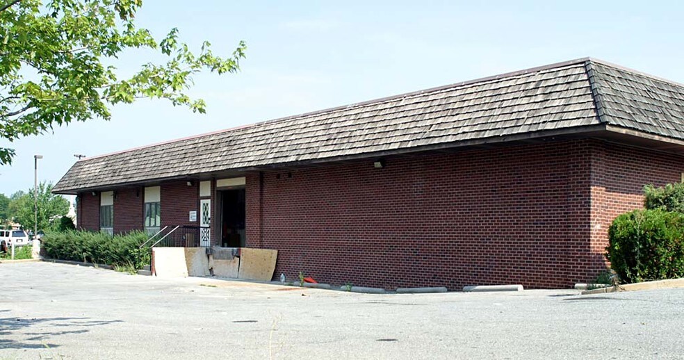 More Photos Of 197 Thomas Johnson Rd, Frederick Medical For Lease