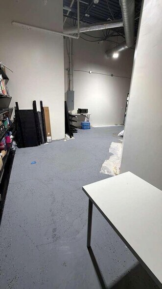 More Photos Of 1800 N Stonebridge Dr, McKinney General Retail For Lease
