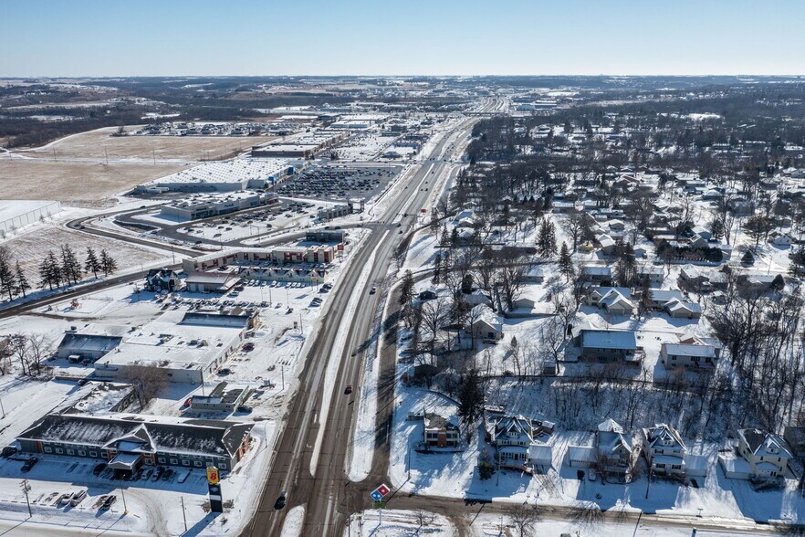 More Photos Of 2109 S Broadway, Rochester Office For Sale