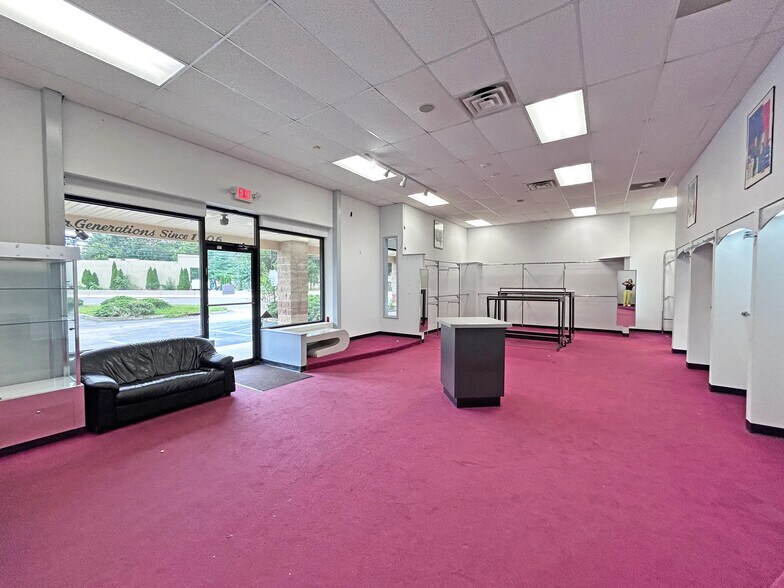 More Photos Of 451 Route 38 W, Maple Shade Township Freestanding For Sale