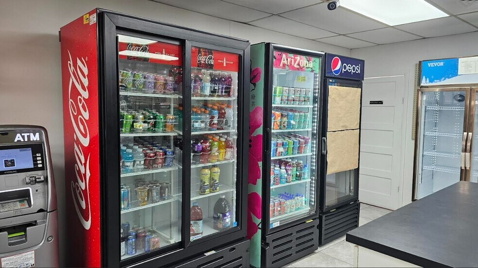 More Photos Of 320 W Front St, Florence Storefront For Sale