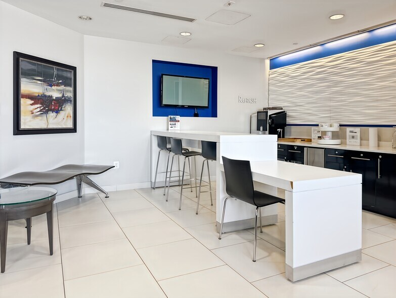 More Photos Of 137 National Plz, Oxon Hill Coworking Space