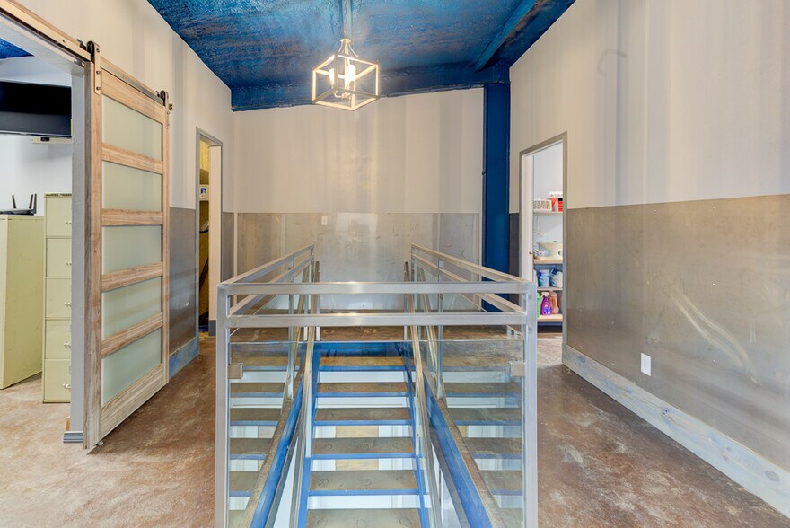 More Photos Of 9425 Schoenthal Rd, New Braunfels Warehouse For Sale
