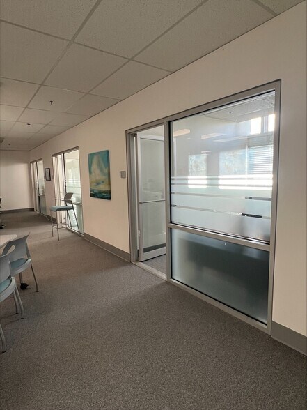 More Photos Of 7951 Pittsburg Ave NW, Canton Office For Sale