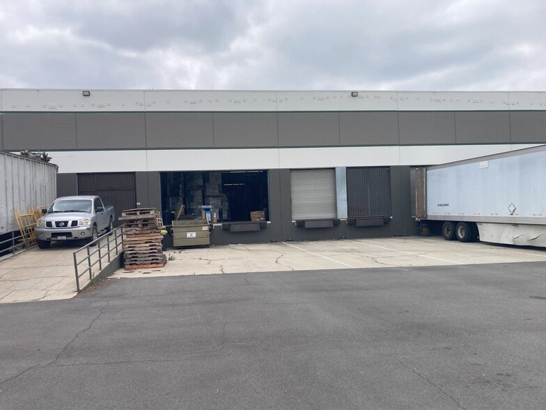 More Photos Of 17721 E Railroad St, City Of Industry Warehouse For Lease