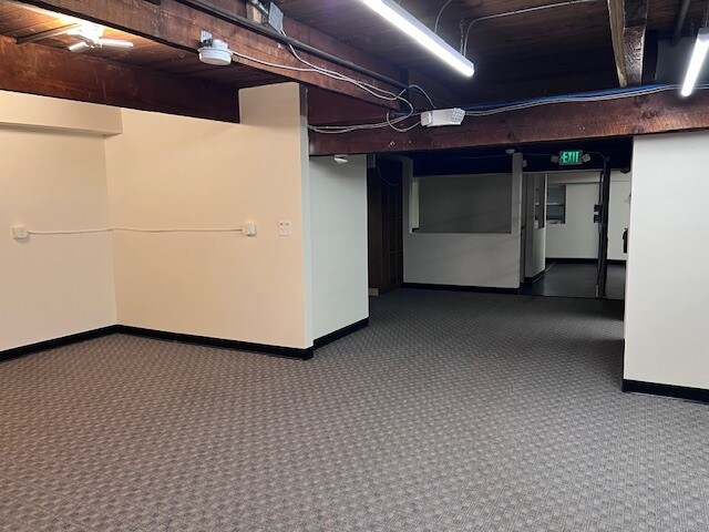 More Photos Of 10-12 Park St, Winchester Flex For Lease