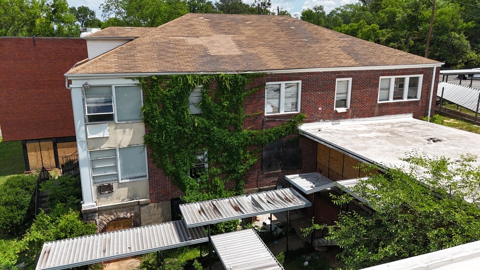 More Photos Of 301 21st Ave S, Birmingham Schools For Sale
