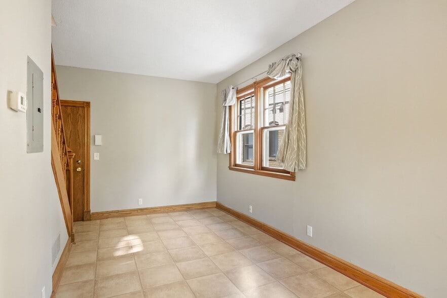 More Photos Of 197 Kent St, Saint Paul Multifamily For Sale