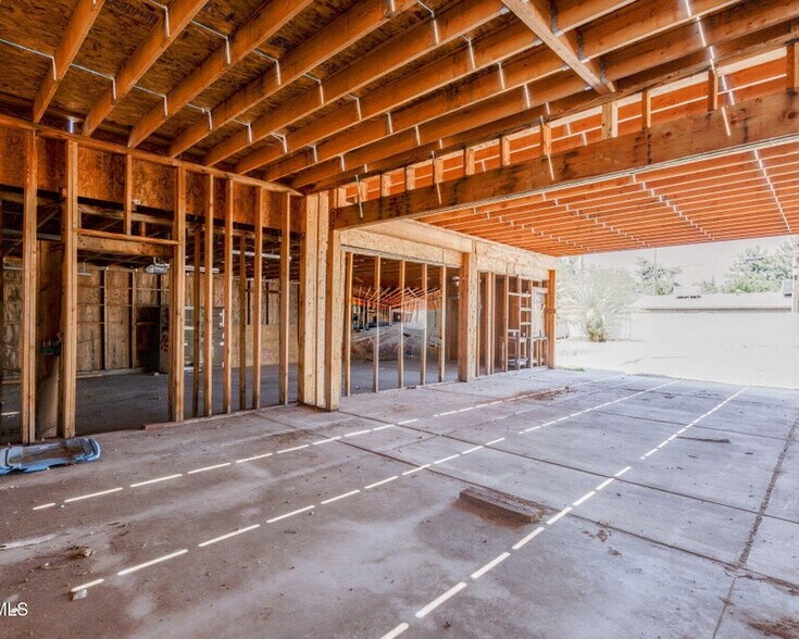 More Photos Of 2210 W Morten Ave, Phoenix Apartments For Sale