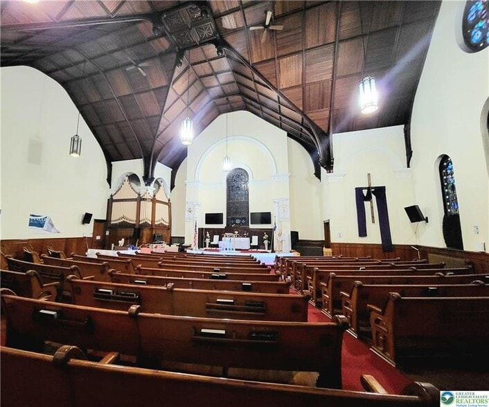 More Photos Of 425-429 Walnut St, Catasauqua Religious Facility For Sale