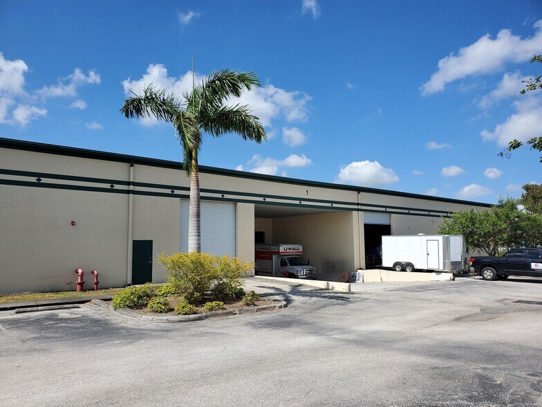 More Photos Of 13000 Automobile Blvd N, Clearwater Warehouse For Lease