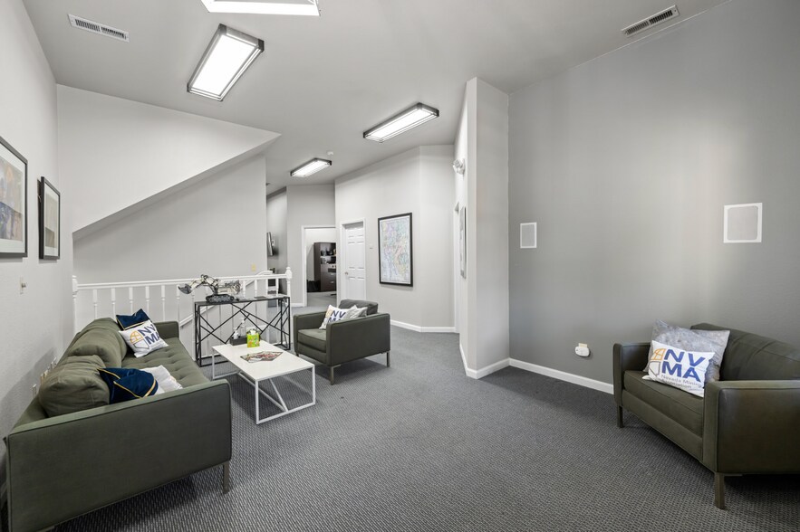 More Photos Of 3185 Lakeside Dr, Reno Office For Sale