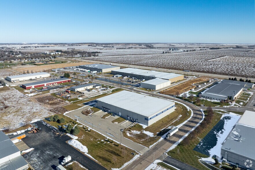 More Photos Of 4245 Capital Cir, Janesville Warehouse For Sale