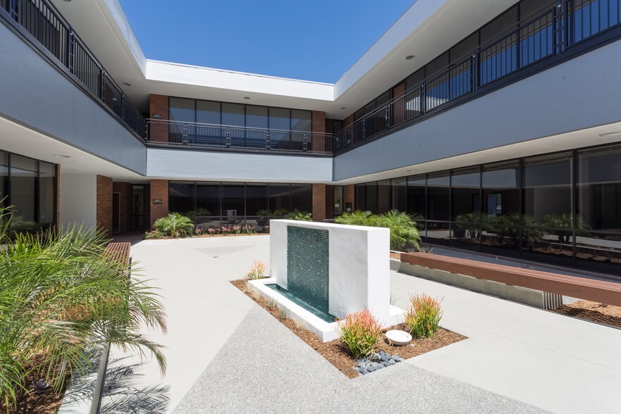 More Photos Of 23832 Rockfield Blvd, Lake Forest Medical For Sale