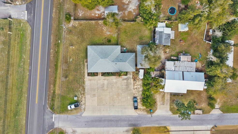 More Photos Of 4740 Highway 389, Lynn Haven Veterinarian Kennel For Sale