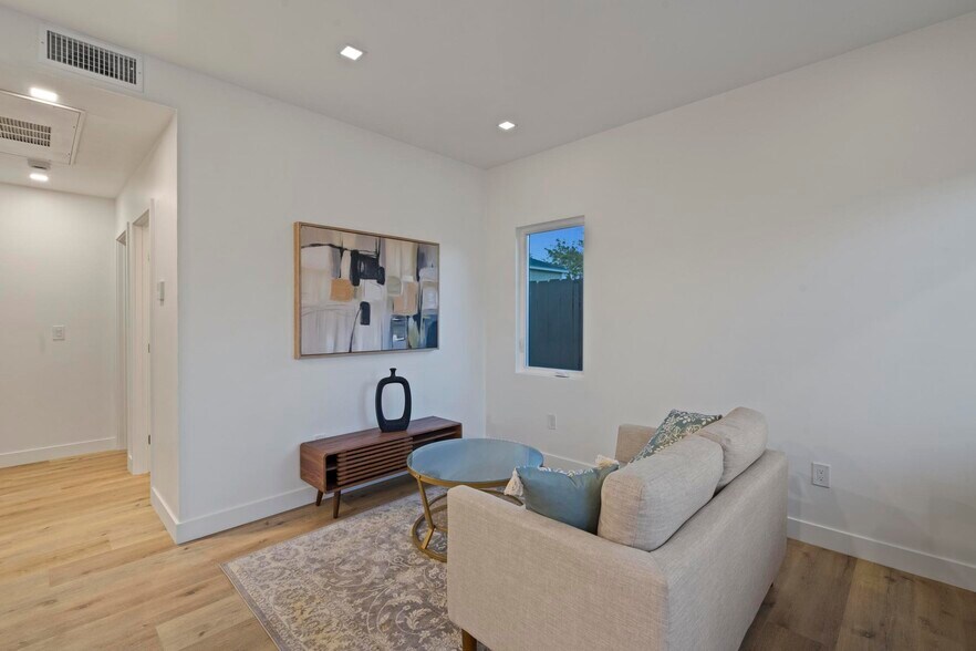 More Photos Of 3580 Hatteras Ave, San Diego Apartments For Sale