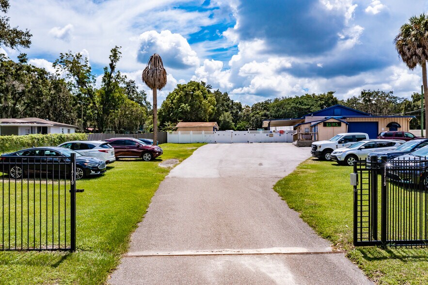 More Photos Of 11719 E 92 Hwy, Seffner Auto Repair For Sale