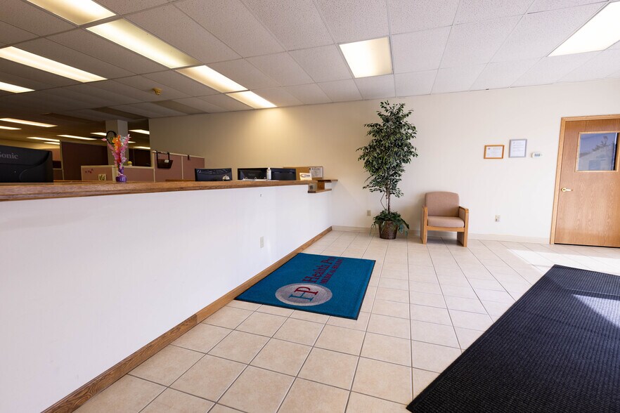 More Photos Of 4132 Elida Rd, Lima Medical For Sale